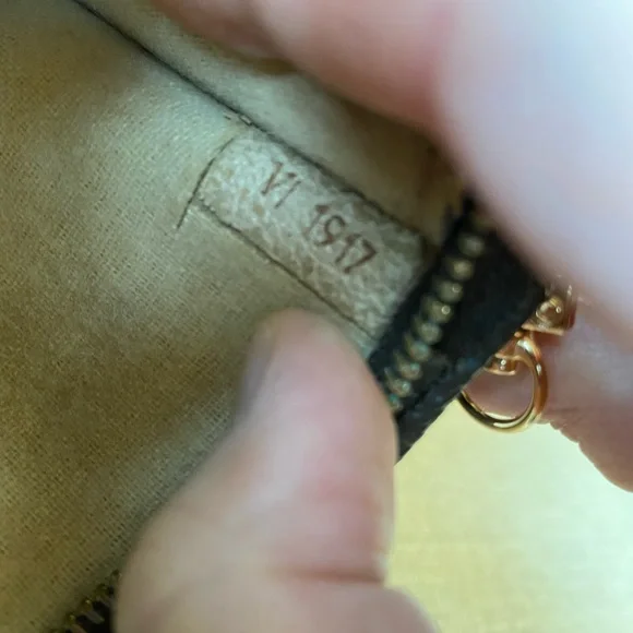 🛑SOLD Louis Vuitton Bucket Pouch GM - Picture 5 of 9